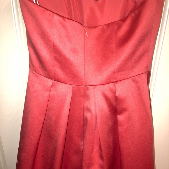 🎉{H o s t P i c k} David’s Bridal Strapless Peach Pink Sequin Dress - Picture 6 of 8